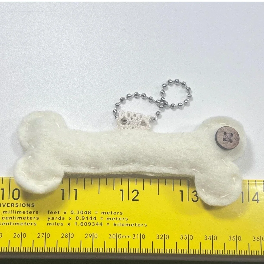 Handmade Felt Dog Bone Keychain‎ Cream Stitched Bag Charm Fob with Wood Button